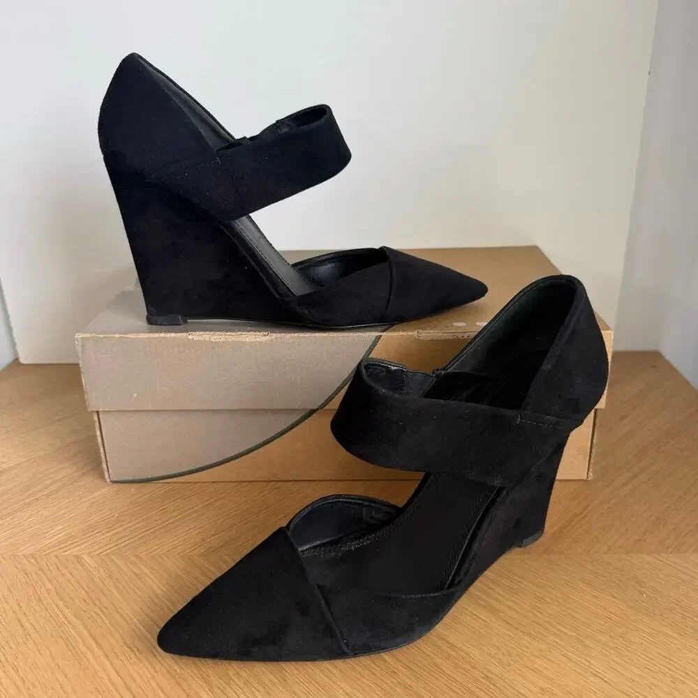 Tory Burch Saray Black Suede Pointed Toe Women Wedge Heel- SZ 10